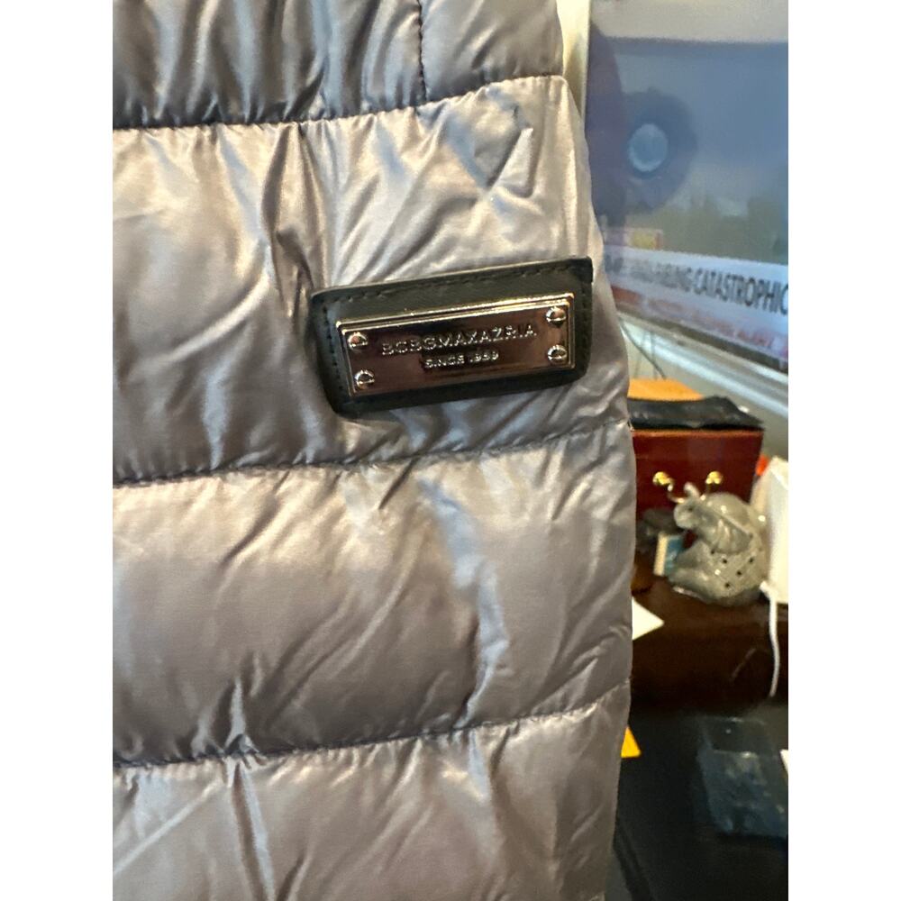 Women’s Bcbgmaxazria Packable Down Jacket. Size S… - image 3